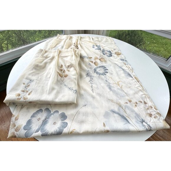 Vintage 1970s pleated curtains, large blue flowers, cream background, pair - Picture 10 of 10